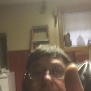 Meet your Posher, Gregory